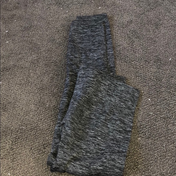 To small - Picture 1 of 1